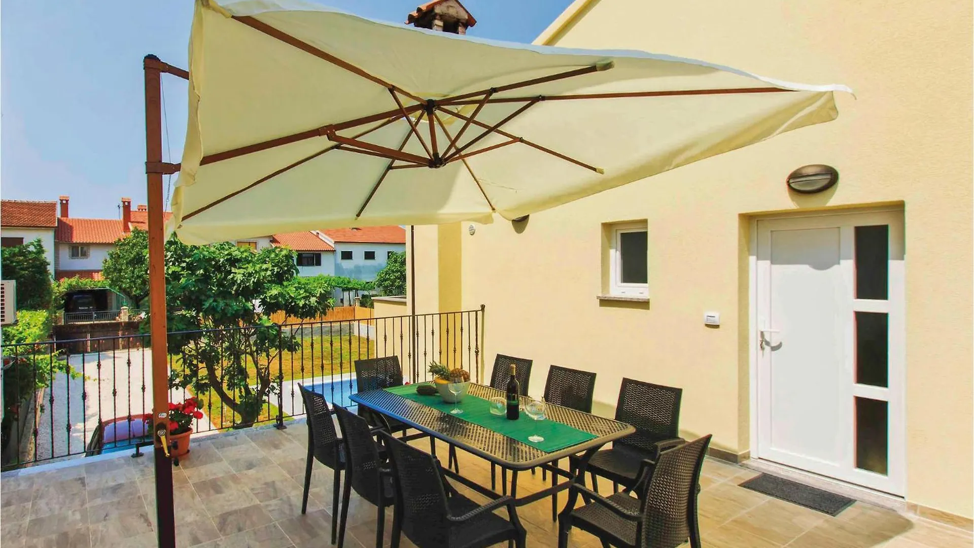 Stunning Home In Pula With Wifi